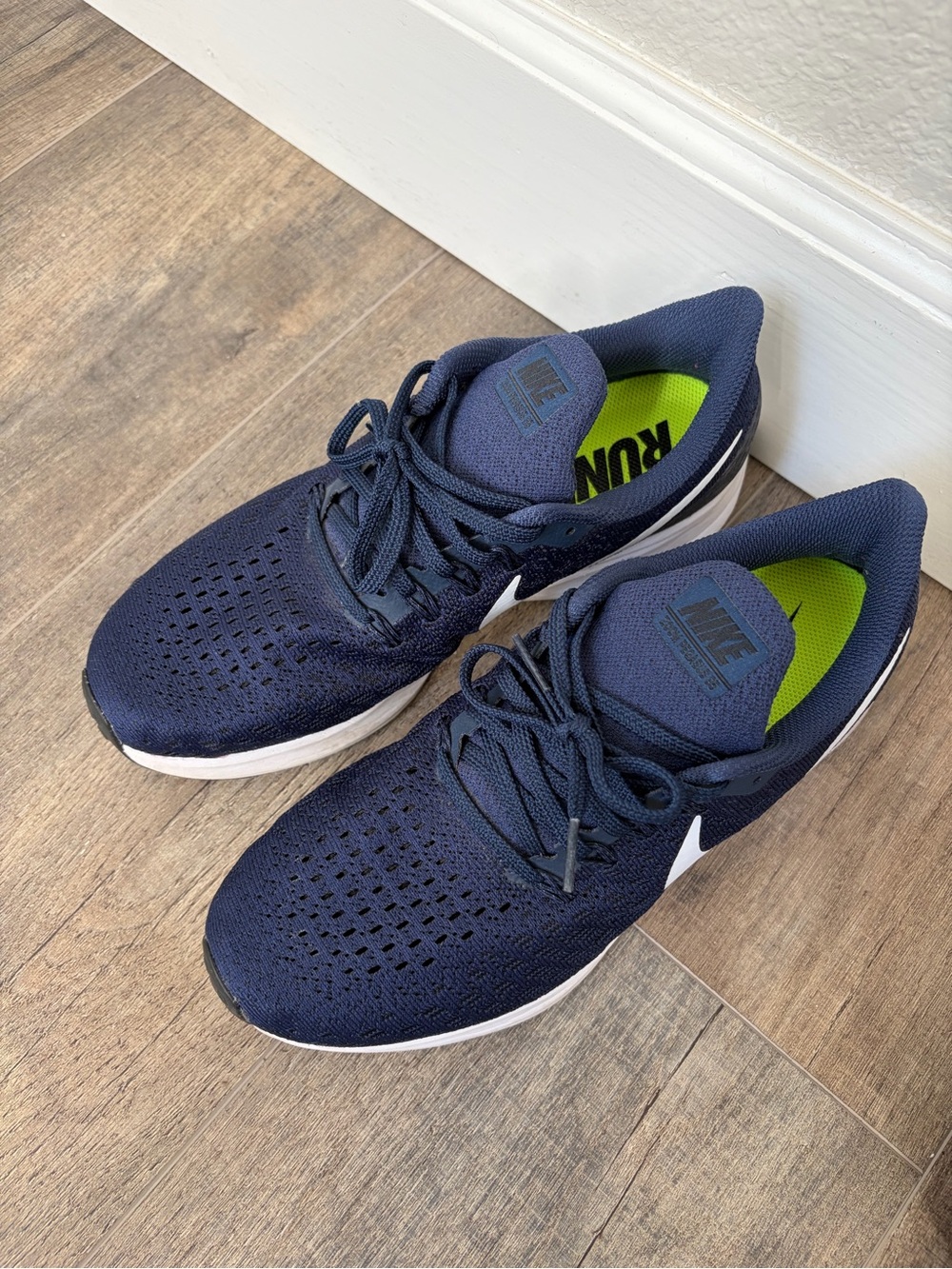 Nike Zoom Pegasus Size 8 women’s